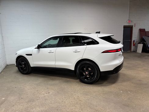 Used 2023 Jaguar F-PACE S AWD/4WD image 10