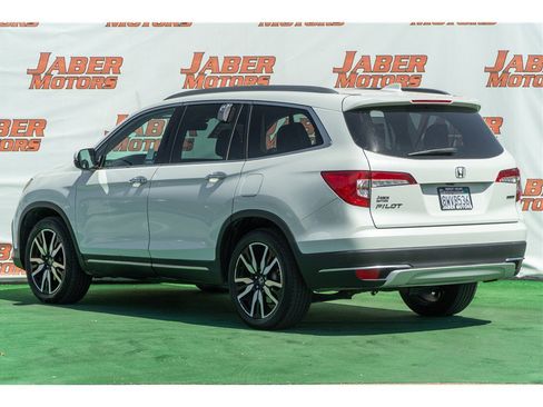 Used 2021 Honda Pilot Touring image 19