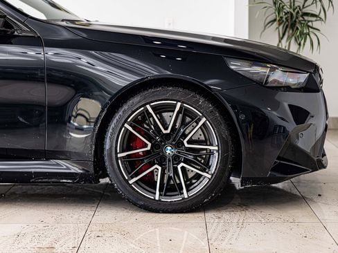 Used 2025 BMW M5 w/ Carbon Package image 10