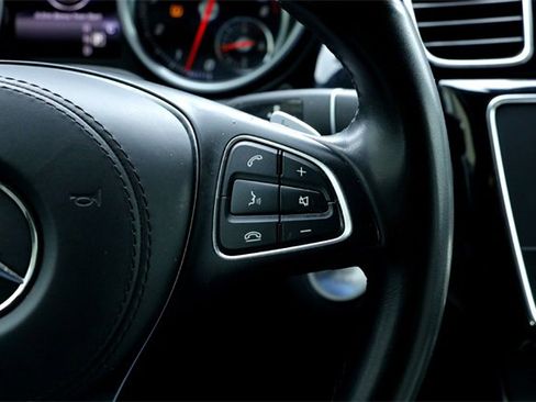 Used 2019 Mercedes-Benz GLS 550 4MATIC image 13