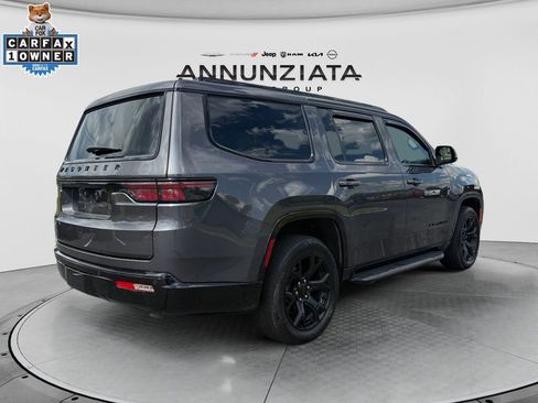 Used 2024 Jeep Wagoneer Series II AWD/4WD image 5