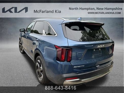 Used 2025 Kia Sorento EX AWD/4WD image 5