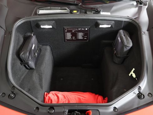 Used 2019 Ferrari 488 Spider RWD image 18