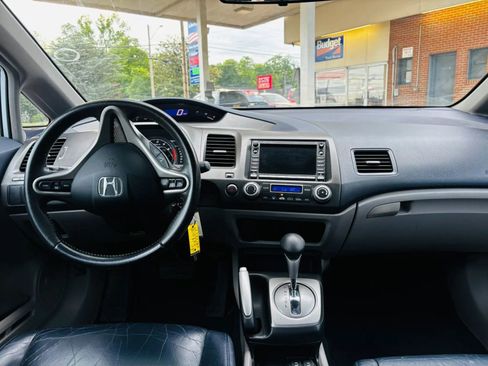Used 2010 Honda Civic Hybrid Sedan image 6