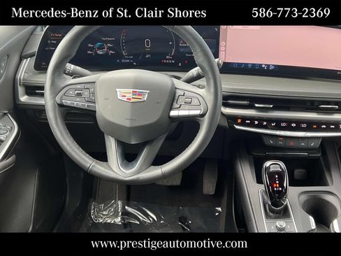 Used 2024 Cadillac XT4 Premium Luxury w/ Cold Weather Package FWD image 17