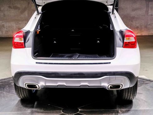 Used 2019 Mercedes-Benz GLA 250 image 31