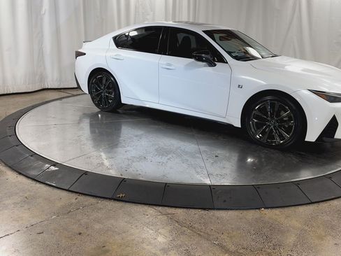 Used 2025 Lexus IS 350 F Sport image 2