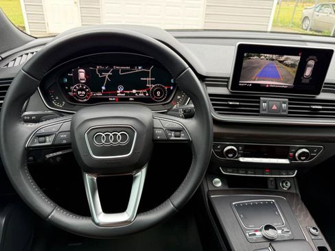 Used 2019 Audi Q5 2.0T Premium Plus w/ Premium Plus Package image 37