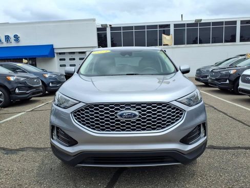 Used 2024 Ford Edge SEL w/ Convenience Package AWD/4WD image 3