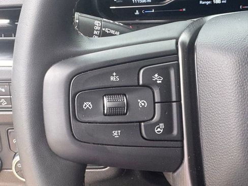 Used 2024 GMC Yukon XL AT4 w/ AT4 Premium Plus Package AWD/4WD image 24