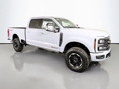 New 2025 Ford F350 Lariat w/ Lariat Ultimate Package