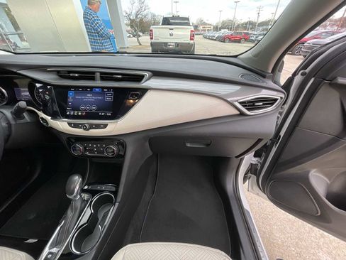 Used 2023 Buick Encore GX Essence w/ Experience Buick Package image 28