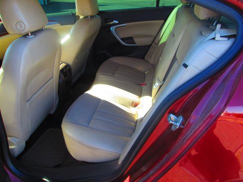 Used 2016 Buick Regal AWD image 6