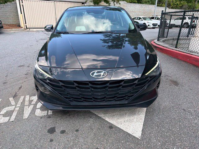 Certified 2023 Hyundai Elantra SEL FWD image 3