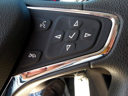 Used 2019 Chevrolet Cruze LT image 19
