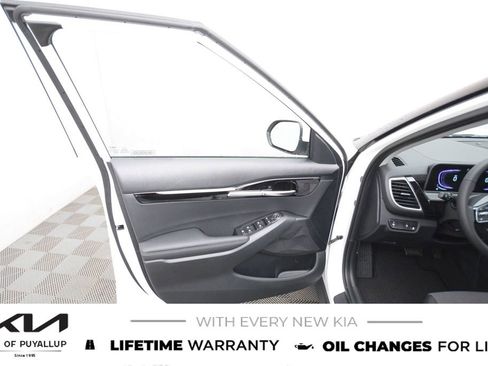 New 2026 Kia Seltos S image 9