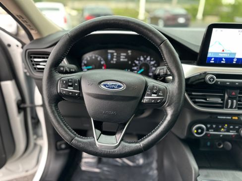 Used 2020 Ford Escape SEL AWD/4WD image 25