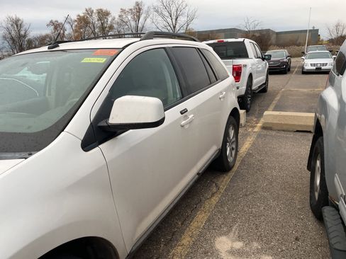 Used 2010 Ford Edge SEL image 6