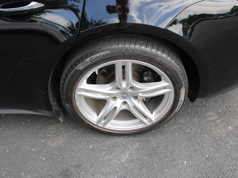 Used 2020 Porsche Panamera 4 AWD 4dr Sedan image 6