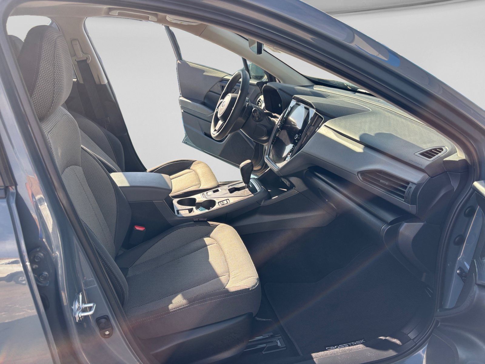 Used 2024 Subaru Crosstrek 2.0i Premium AWD/4WD image 31