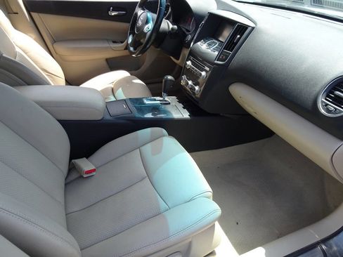 Used 2014 Nissan Maxima 3.5 SV w/ Technology Package image 22