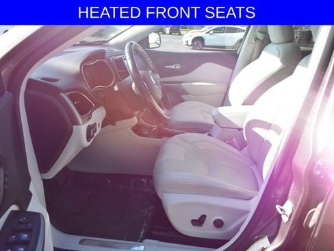 Used 2021 Jeep Cherokee Limited w/ Sun & Sound Group AWD/4WD image 4