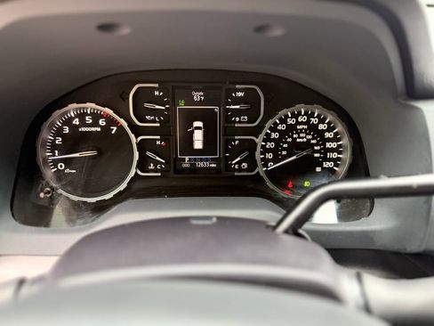 Used 2020 Toyota Tundra SR5 RWD image 9