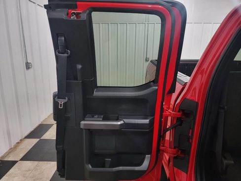 Used 2015 Ford F150 XLT w/ Equipment Group 301A Mid RWD image 19