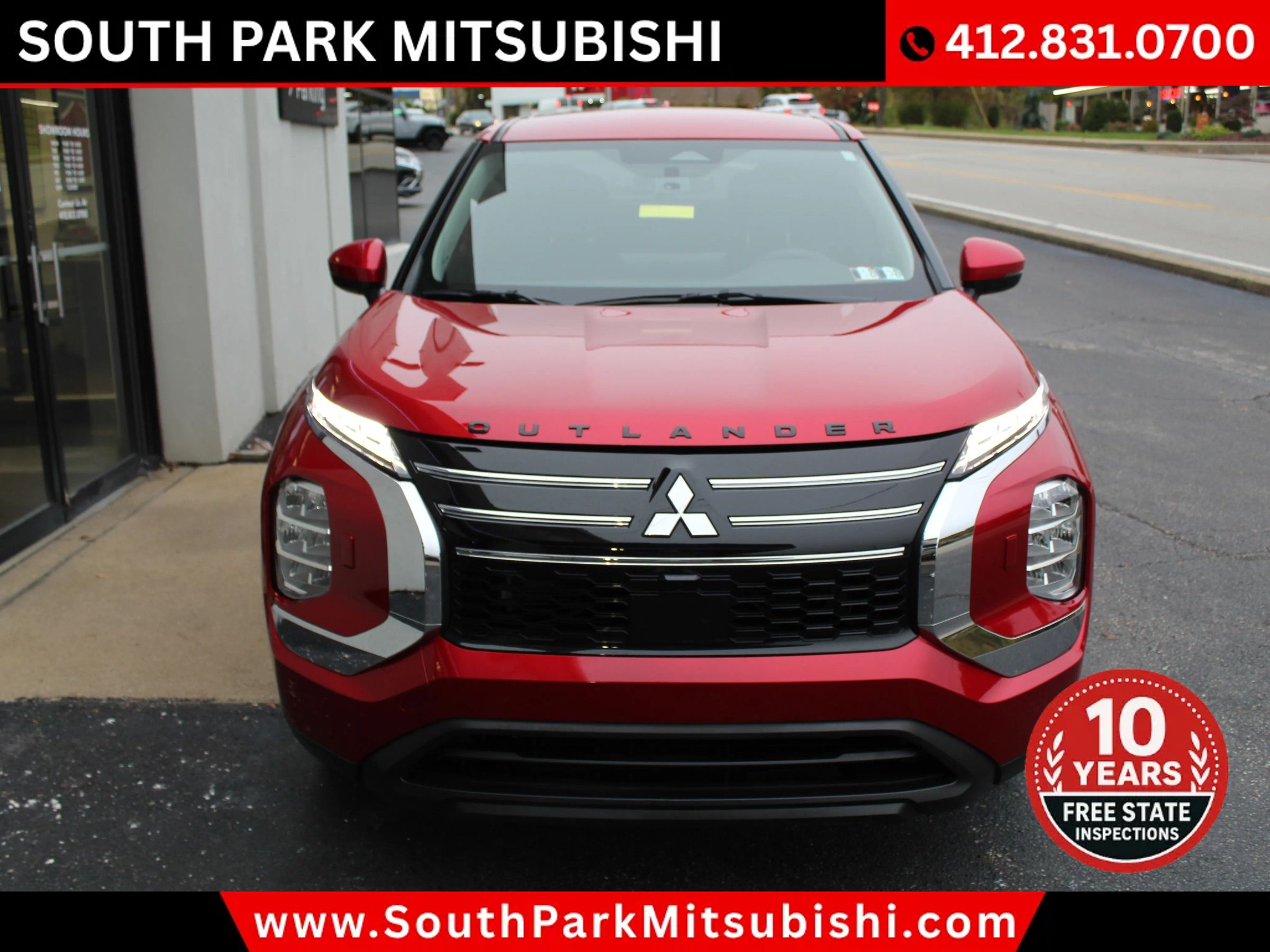 Used 2025 Mitsubishi Outlander ES AWD/4WD image 4