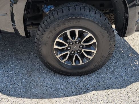 Used 2012 Ford F150 Raptor w/ Raptor Luxury Pkg AWD/4WD image 15