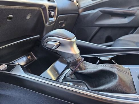 Used 2023 Kia Sorento S image 24