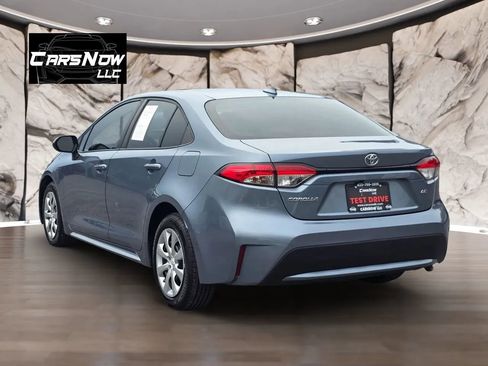 Used 2020 Toyota Corolla LE image 4