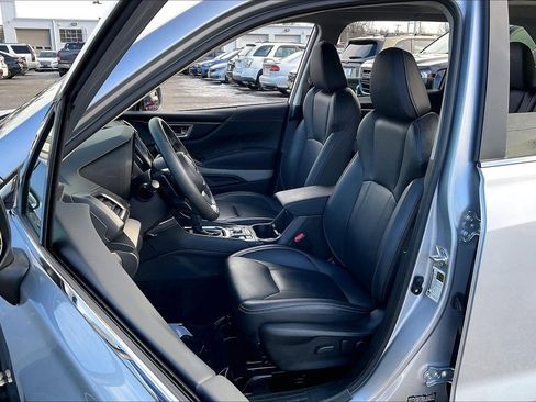Certified 2023 Subaru Forester Limited image 8