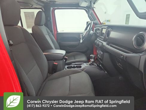 Used 2022 Jeep Gladiator Sport image 30