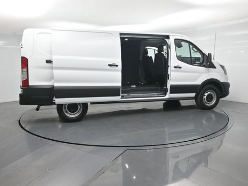New 2026 Ford Transit 150 Low Roof w/ Load Area Protection Package RWD image 4