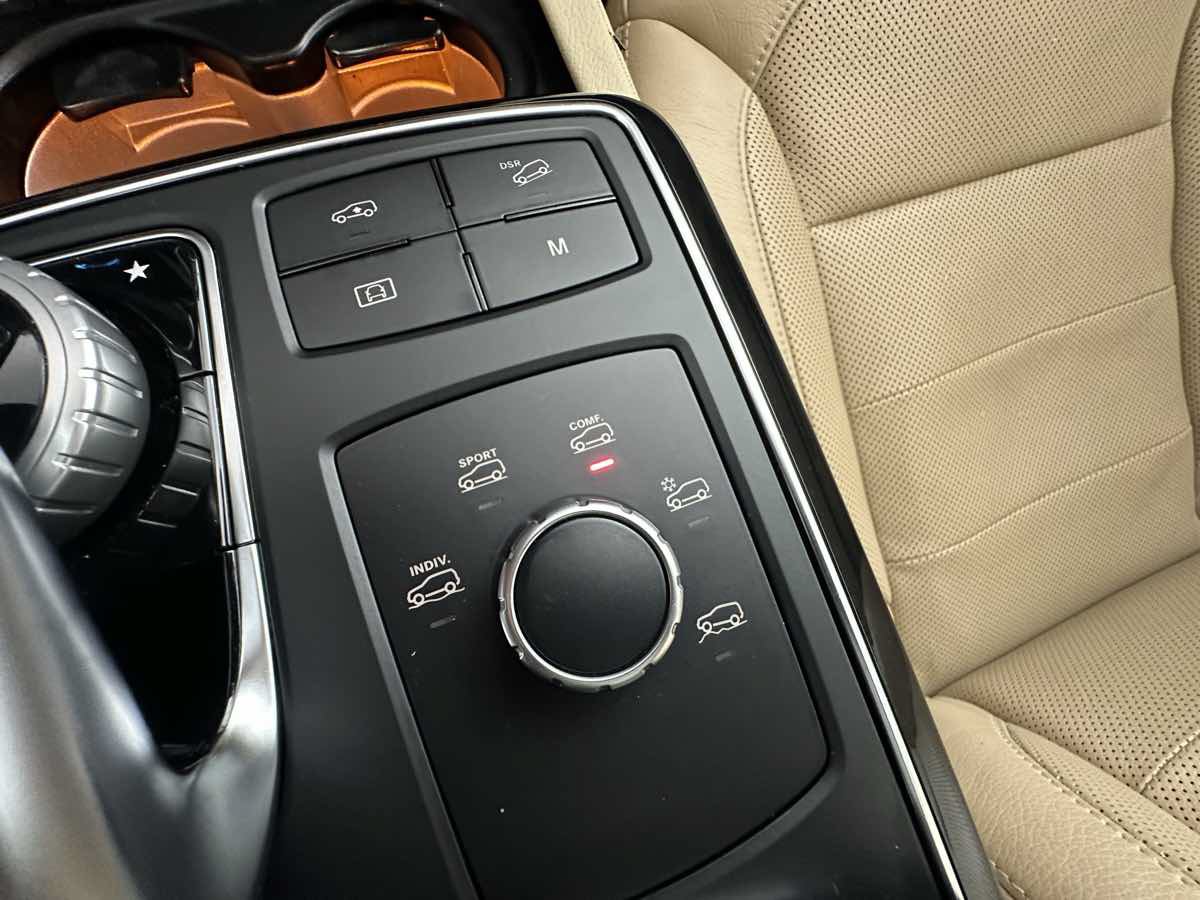 Used 2019 Mercedes-Benz GLS 550 4MATIC w/ Driver Assistance Package image 43