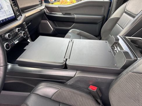 Used 2022 Ford F150 Raptor w/ Equipment Group 801A High AWD/4WD image 32