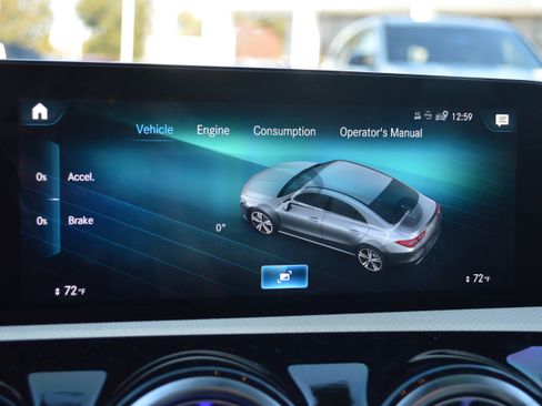 Used 2023 Mercedes-Benz CLA 250 image 21