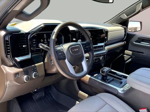 Used 2026 GMC Sierra 1500 SLT RWD image 17