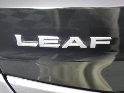 Used 2025 Nissan Leaf S FWD image 9
