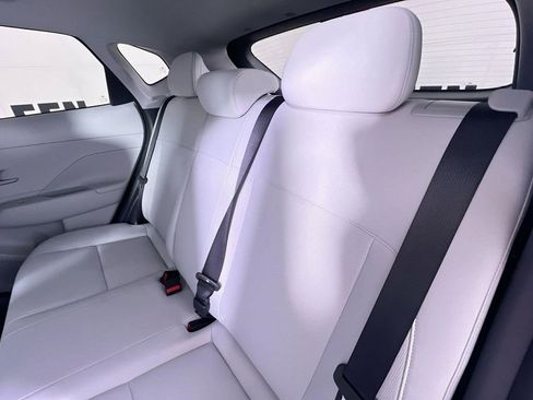 Used 2026 Hyundai Kona SE image 26