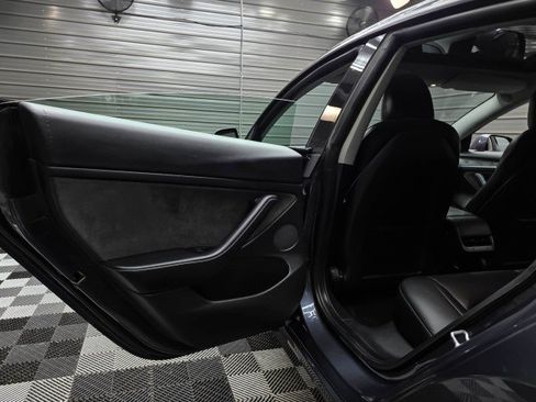 Used 2022 Tesla Model 3 Performance AWD/4WD image 33