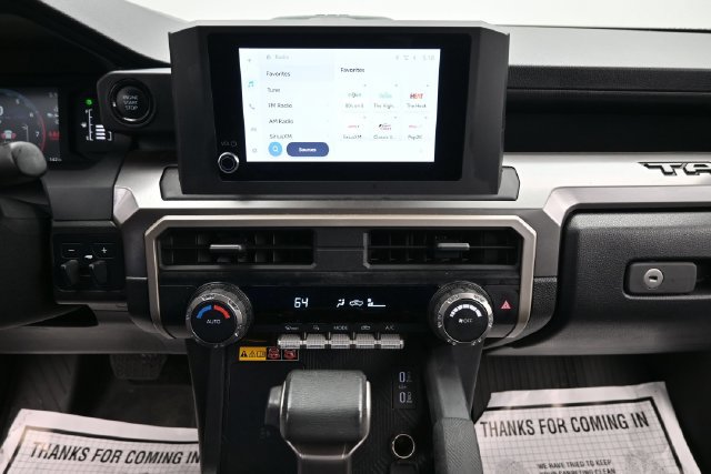 Used 2024 Toyota Tacoma SR5 w/ SR5 Upgrade Package AWD/4WD image 16
