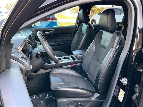 Used 2023 Ford Edge ST image 8