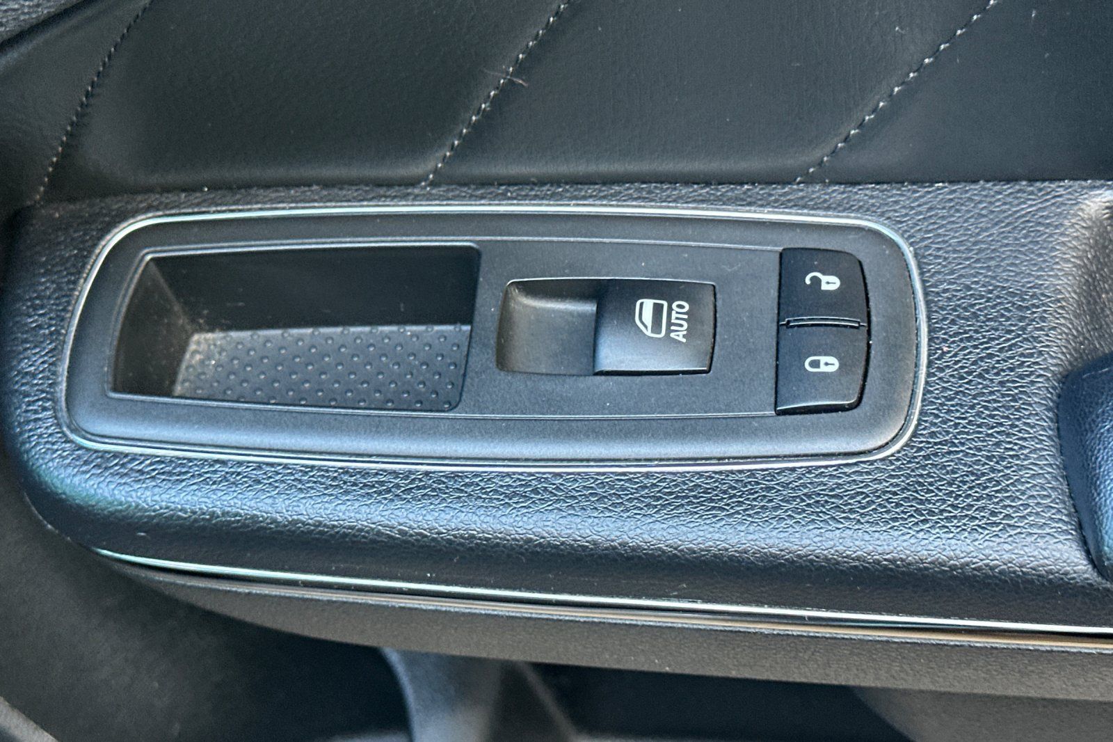 Used 2018 Dodge Charger SRT Hellcat RWD image 21