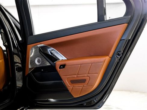 Used 2023 BMW 760i xDrive w/ Executive Package image 49