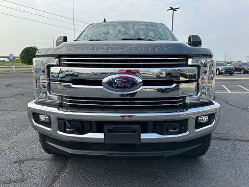 Certified 2019 Ford F250 Lariat w/ Lariat Ultimate Package AWD/4WD image 3