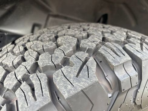 Used 2025 Jeep Wrangler Rubicon image 26