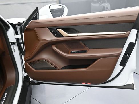 Certified 2023 Porsche Taycan Turbo S AWD/4WD image 33