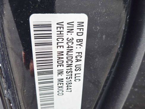 Used 2025 Jeep Compass Limited image 36